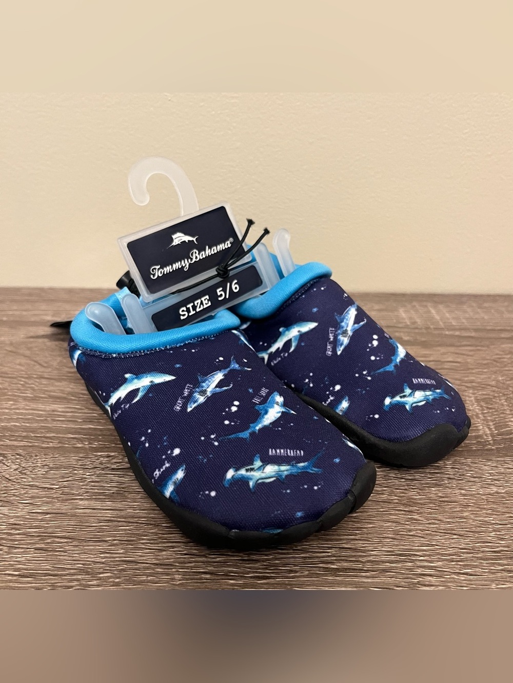 NWT Tommy Bahama Water Shoes Toddler Size 5/6 Blue Shark Print Summer Vacation